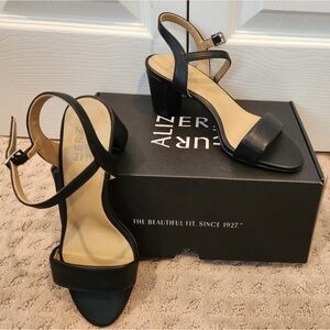 Naturalizer Bristol Black Sandals, black smooth block heels